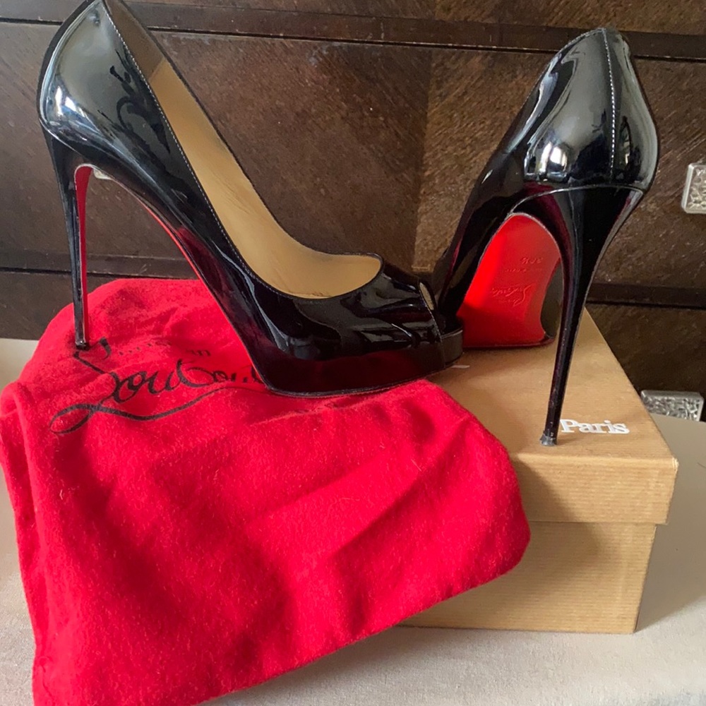 Christian Louboutin Very Prive 120 Patent